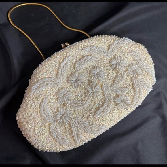 Vintage cream beaded purse - Picture 2 of 6